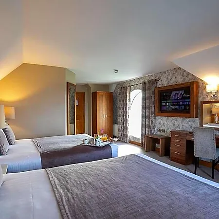 Holyrood - Leisure Centre & The At Orchids Bundoran