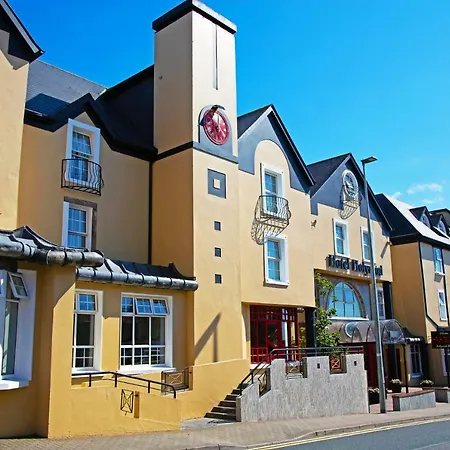 Holyrood - Leisure Centre & The At Orchids 酒店 4*