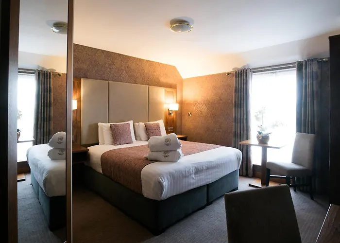 Holyrood - Leisure Centre & The At Orchids