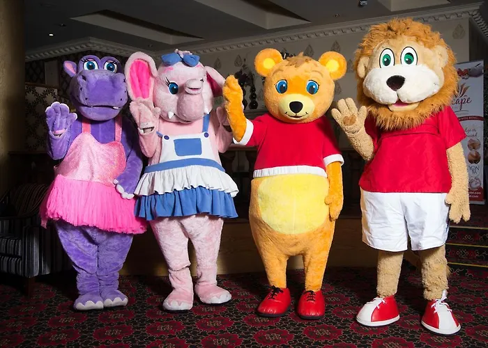 Holyrood - Leisure Centre & The At Orchids Hotel