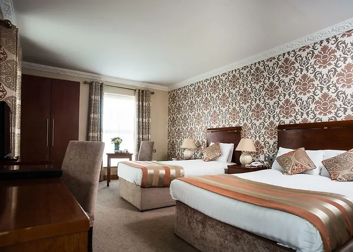 Hotel Holyrood - Leisure Centre & The At Orchids